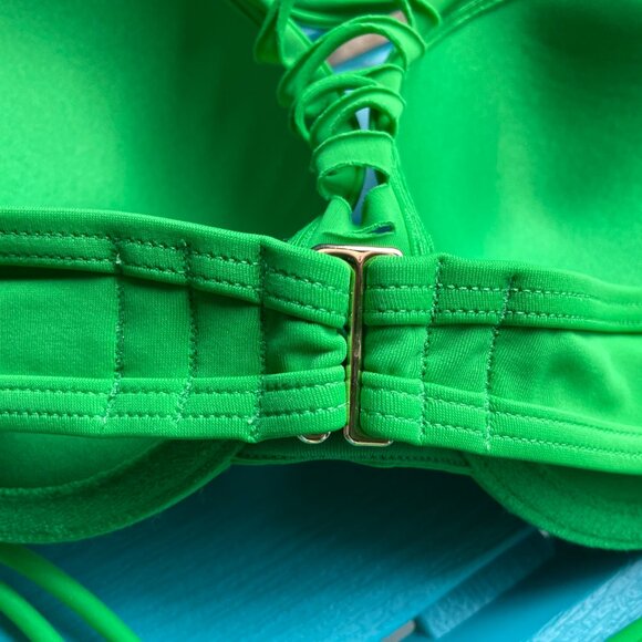Victoria's Secret, 34C Strappy Push Up Bikini with Matching XS Brazilian Bottoms - Picture 5 of 13